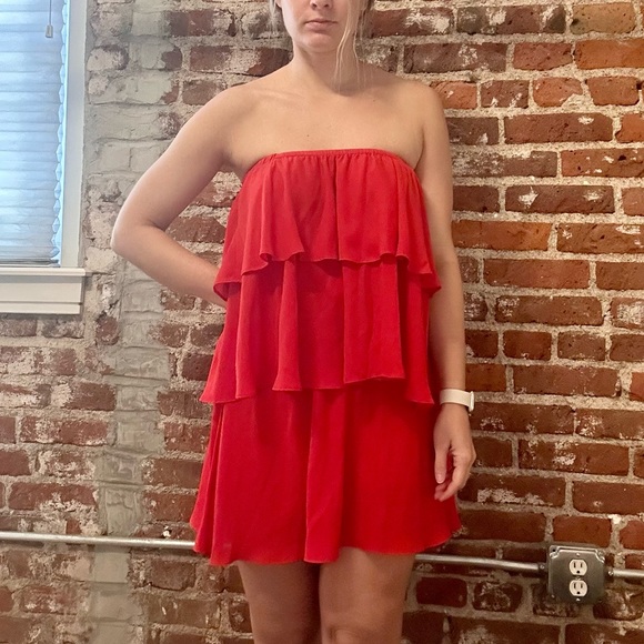 Show me your Mumu red romper - Picture 3 of 6